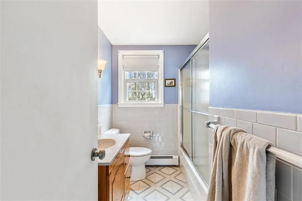 60 Star Street Warwick RI 02888