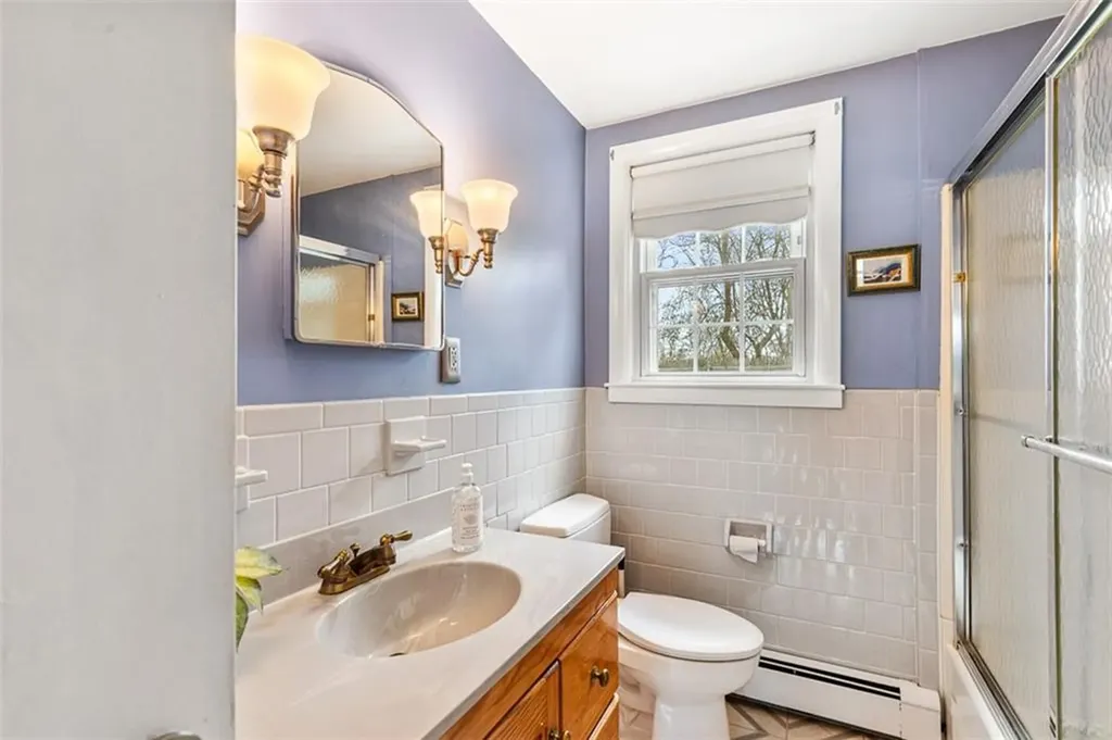 60 Star Street Warwick RI 02888