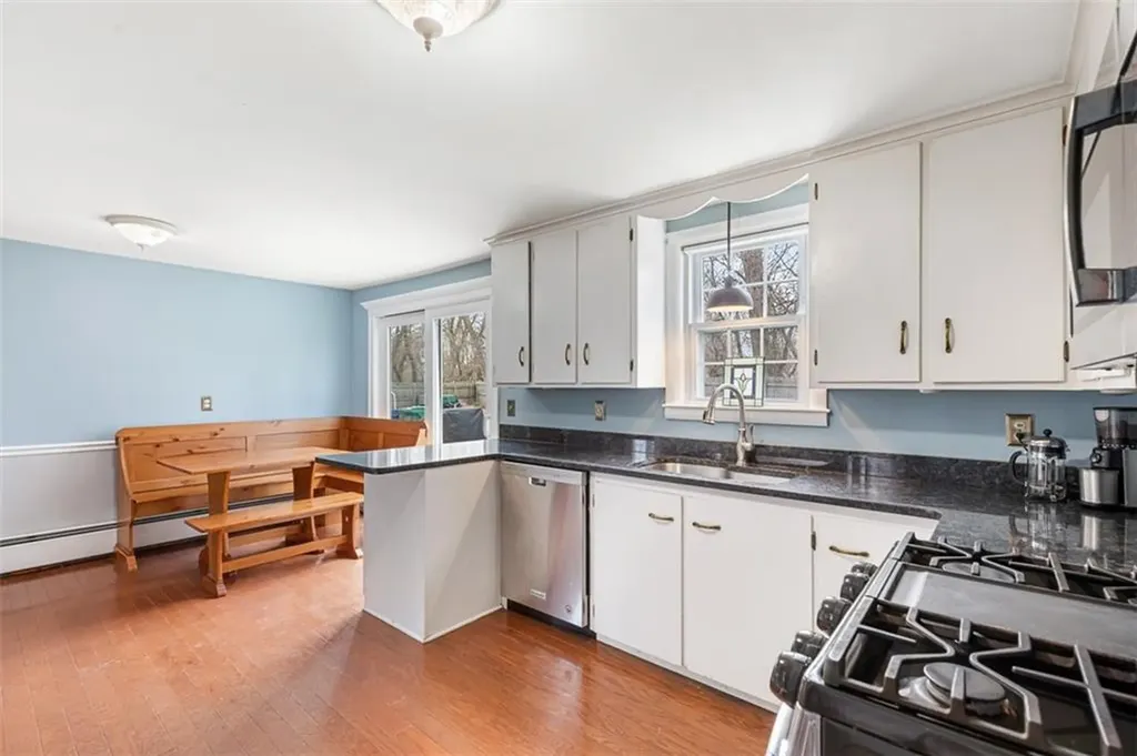 60 Star Street Warwick RI 02888