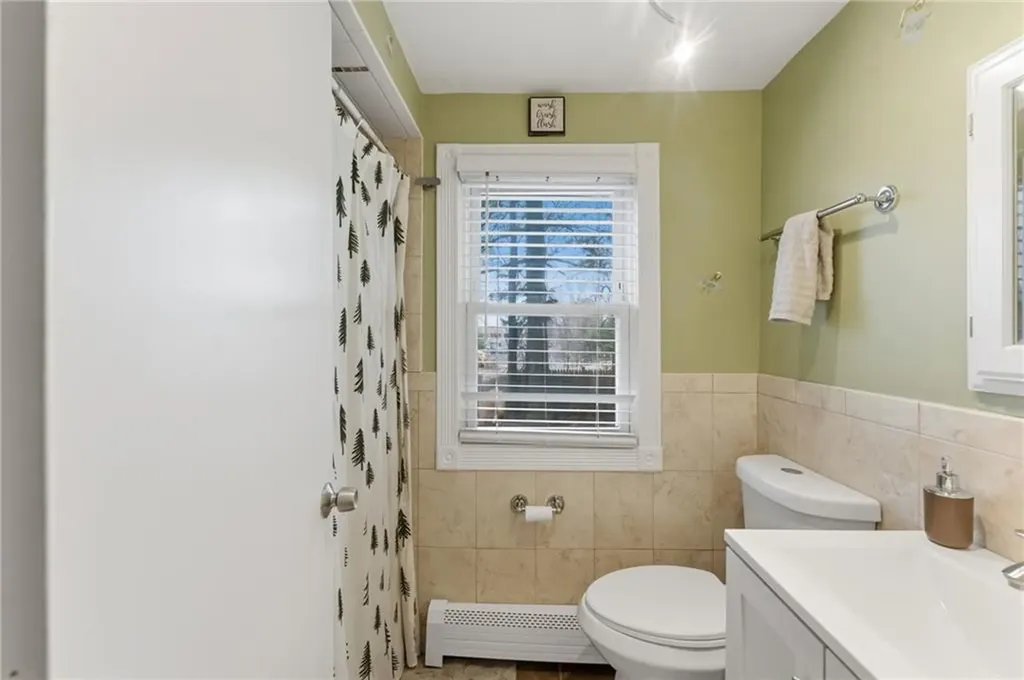 78 Eddy Street Cranston RI 02920