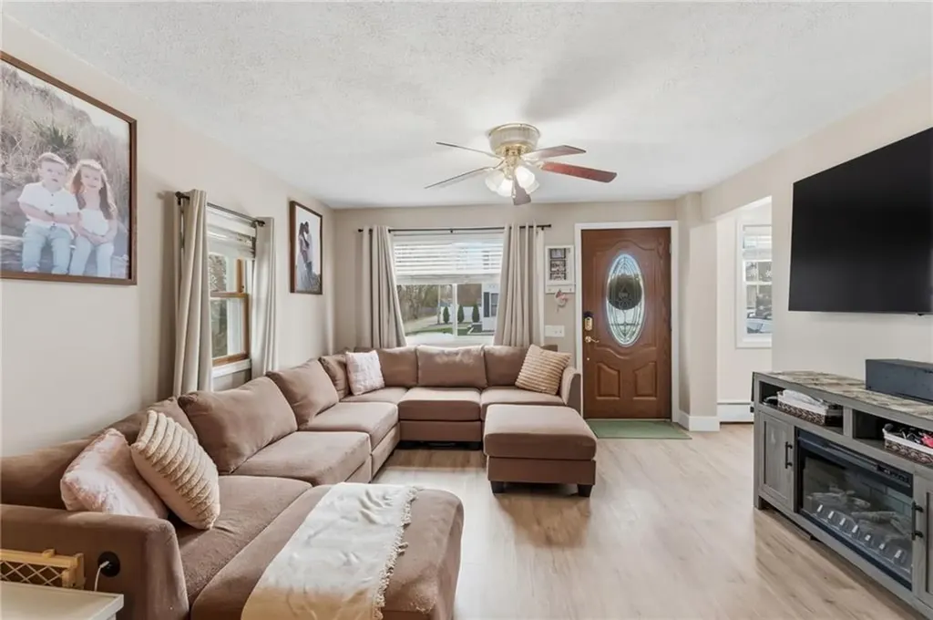 78 Eddy Street Cranston RI 02920