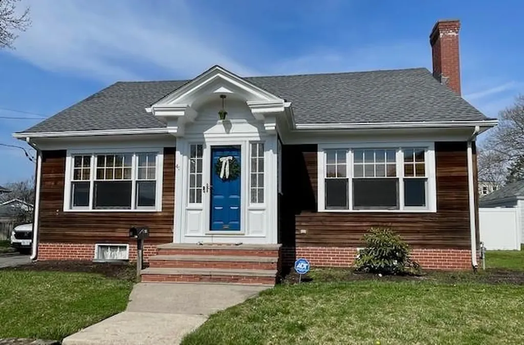 41 Felsmere Avenue Pawtucket RI 02861