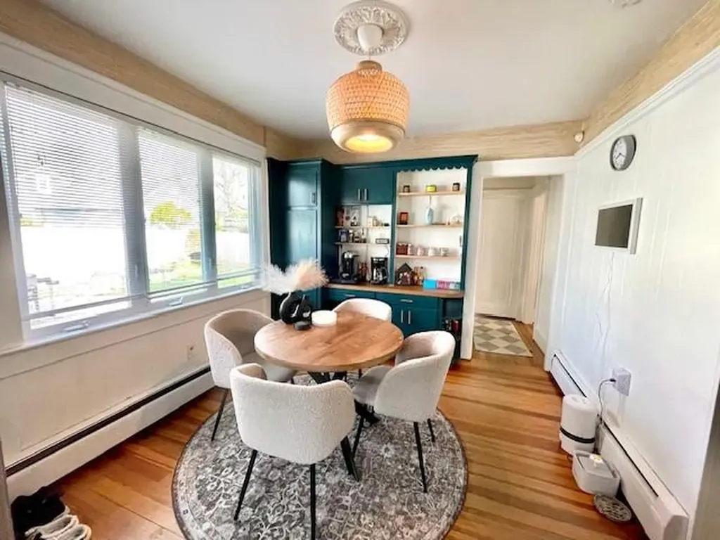 41 Felsmere Avenue Pawtucket RI 02861