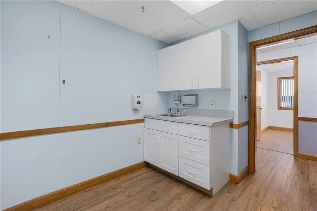 24 Salt Pond Road South Kingstown RI 02879