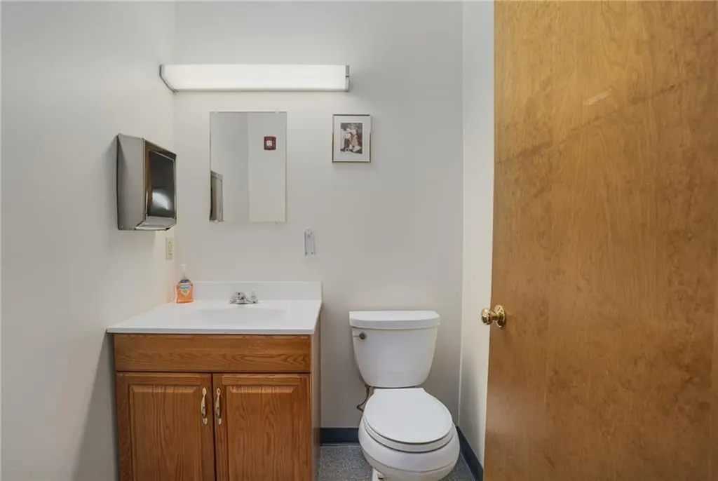 24 Salt Pond Road South Kingstown RI 02879
