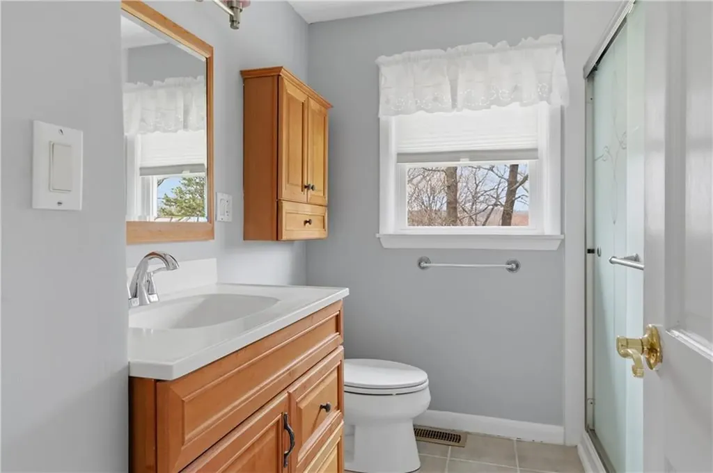 31 Flora Avenue Woonsocket RI 02895