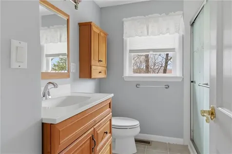 31 Flora Avenue Woonsocket RI 02895