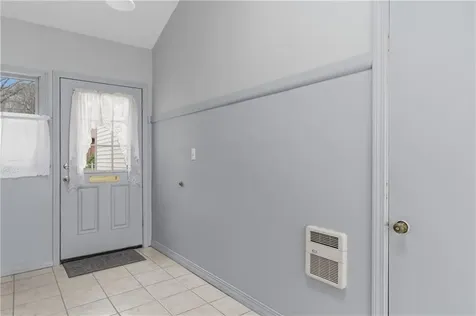 31 Flora Avenue Woonsocket RI 02895