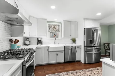 56 Star Street Warwick RI 02888