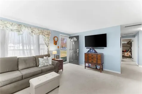 56 Star Street Warwick RI 02888
