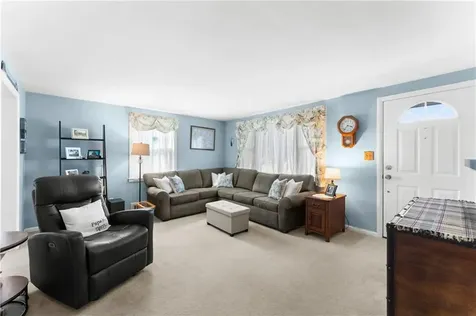 56 Star Street Warwick RI 02888