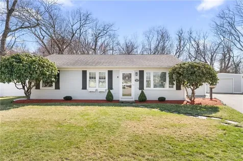 56 Star Street Warwick RI 02888