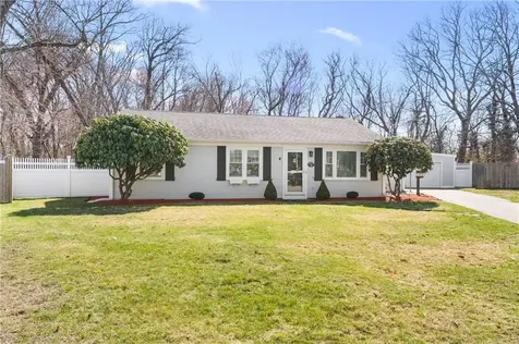 56 Star Street Warwick RI 02888