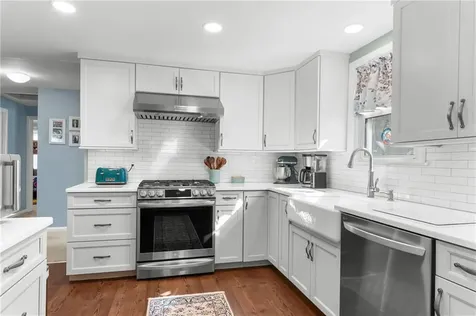 56 Star Street Warwick RI 02888