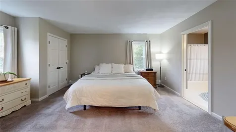 17 Keith Drive Hopkinton RI 02832