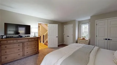17 Keith Drive Hopkinton RI 02832