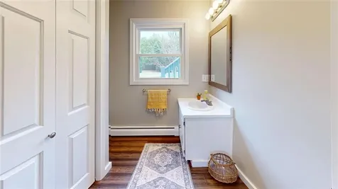 17 Keith Drive Hopkinton RI 02832