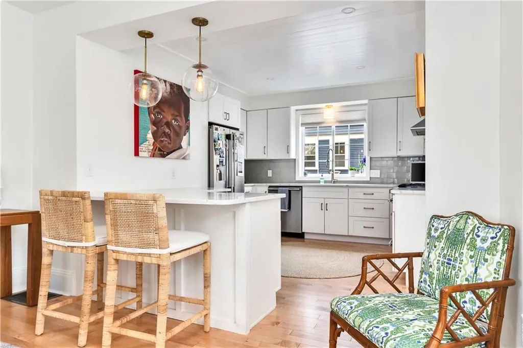 12 Observatory Avenue Providence RI 02906