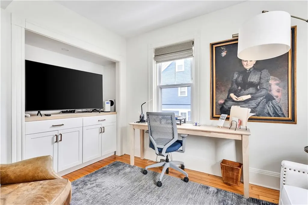 12 Observatory Avenue Providence RI 02906