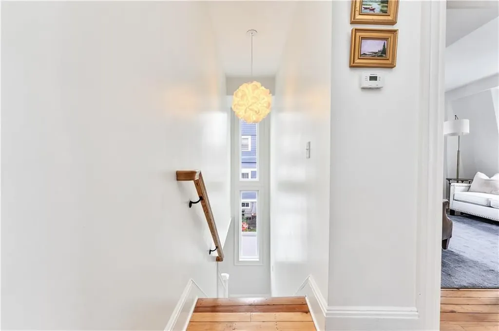 12 Observatory Avenue Providence RI 02906