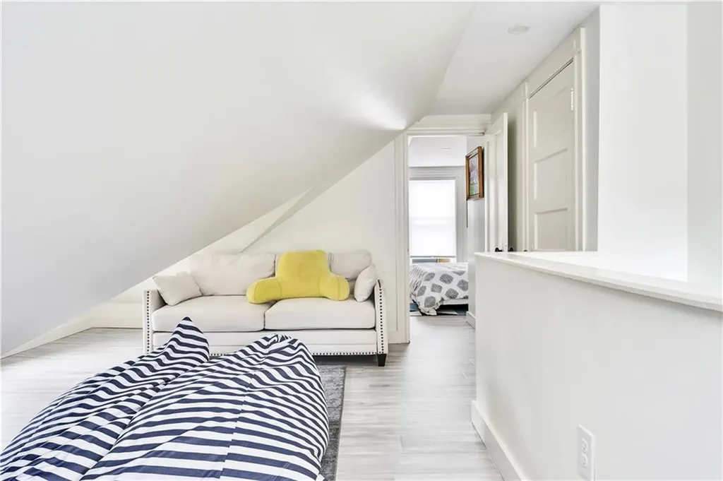 12 Observatory Avenue Providence RI 02906