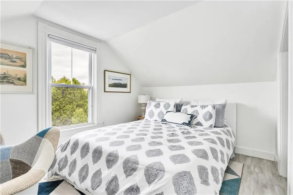 12 Observatory Avenue Providence RI 02906
