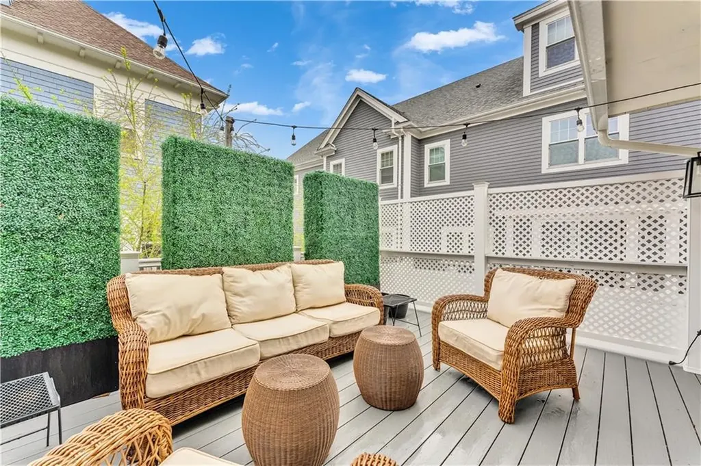 12 Observatory Avenue Providence RI 02906