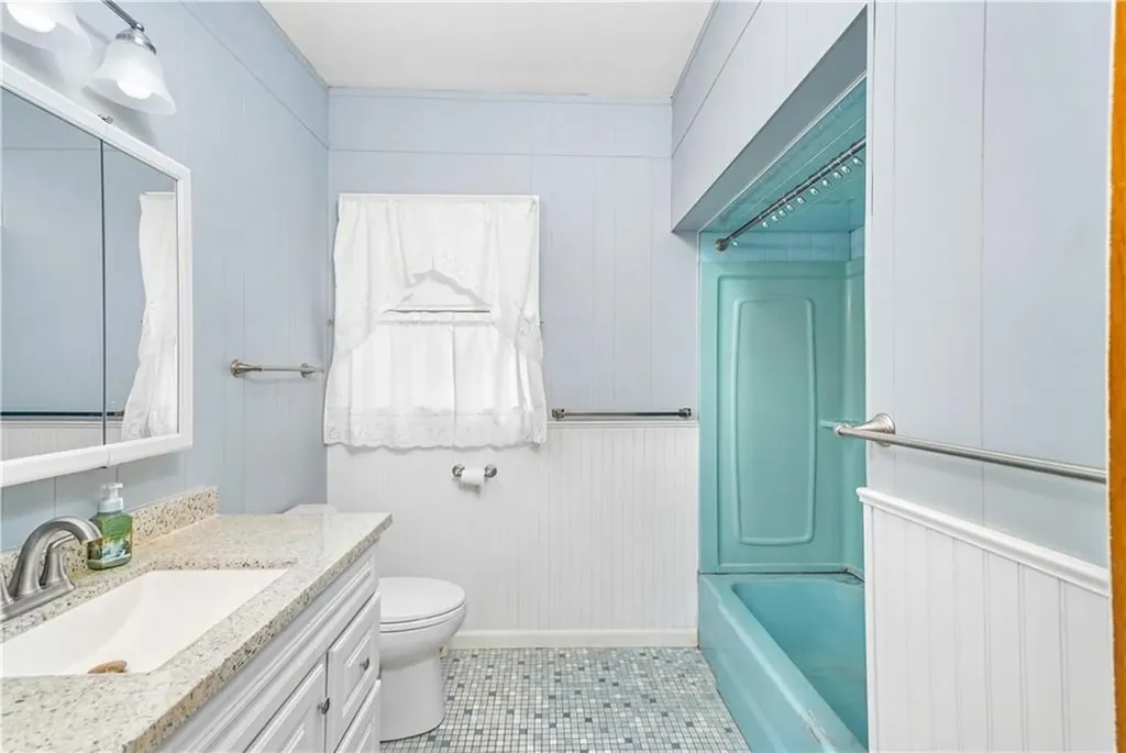 30 Naples Avenue Providence RI 02908
