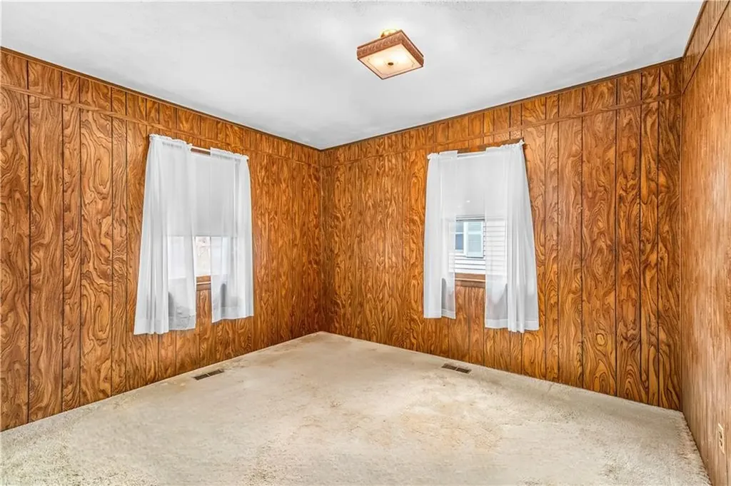 30 Naples Avenue Providence RI 02908