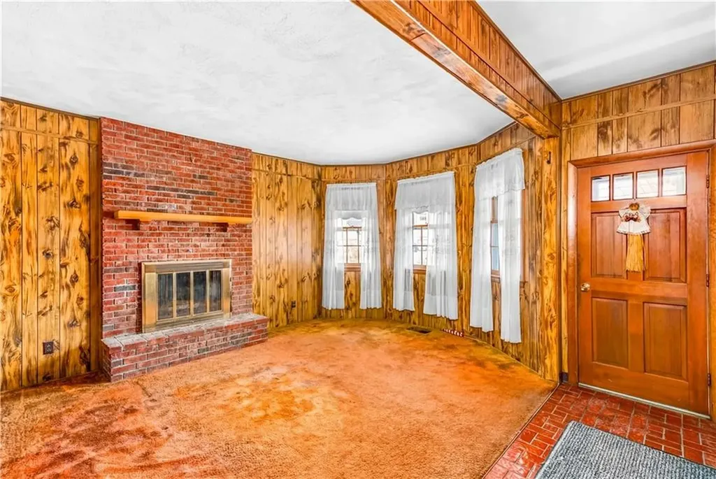 30 Naples Avenue Providence RI 02908