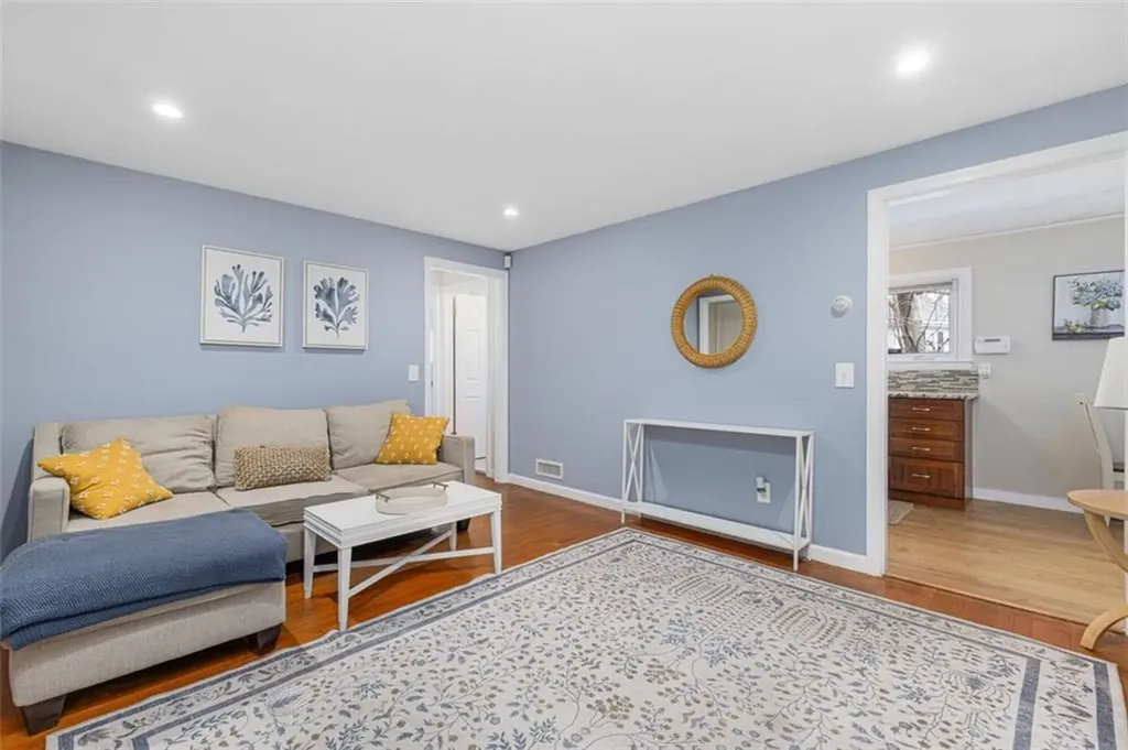 64 Pocasset Avenue Tiverton RI 02878