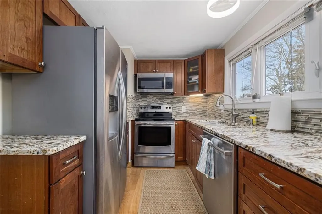 64 Pocasset Avenue Tiverton RI 02878