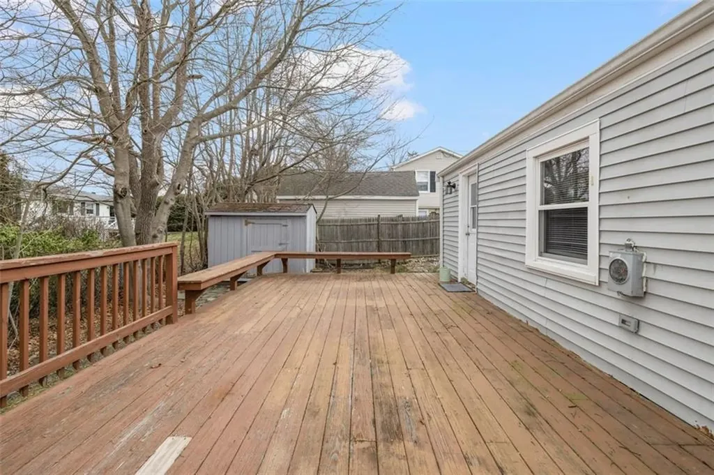 64 Pocasset Avenue Tiverton RI 02878