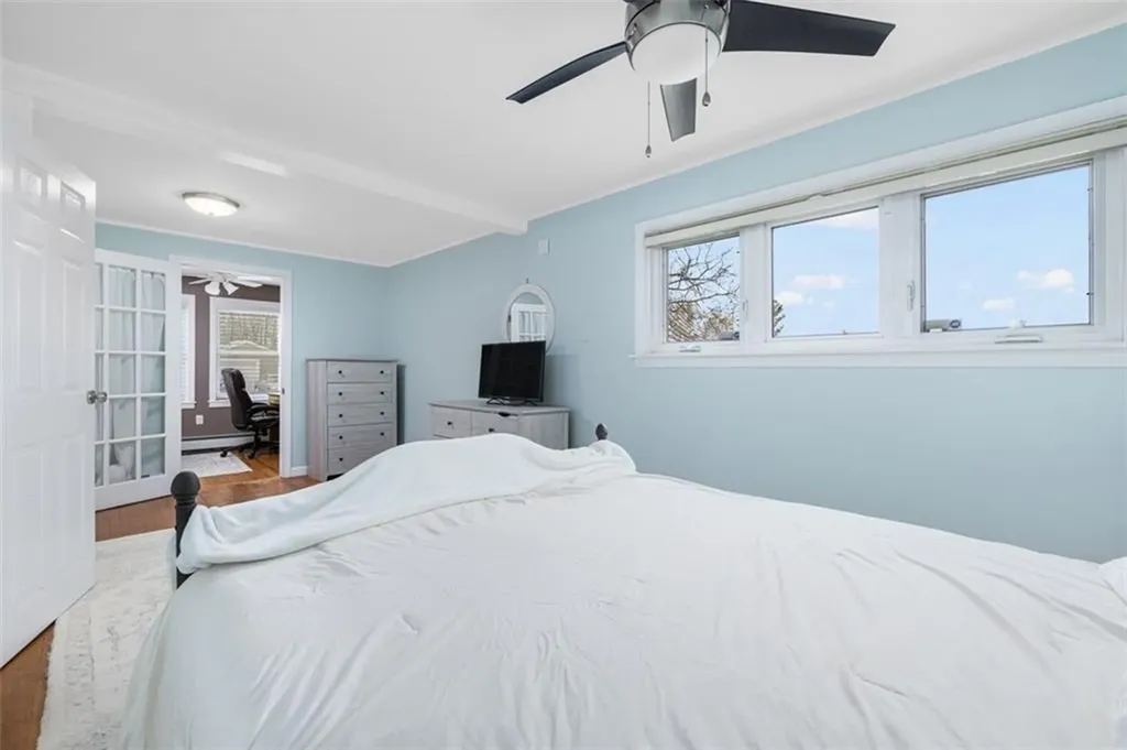 64 Pocasset Avenue Tiverton RI 02878