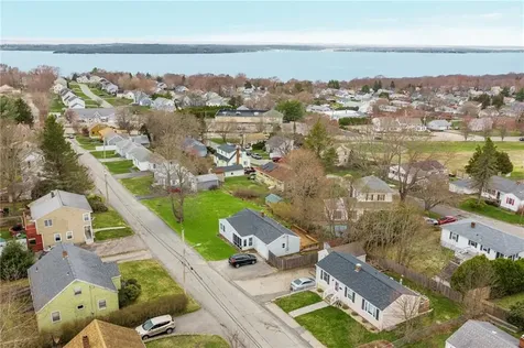 64 Pocasset Avenue Tiverton RI 02878