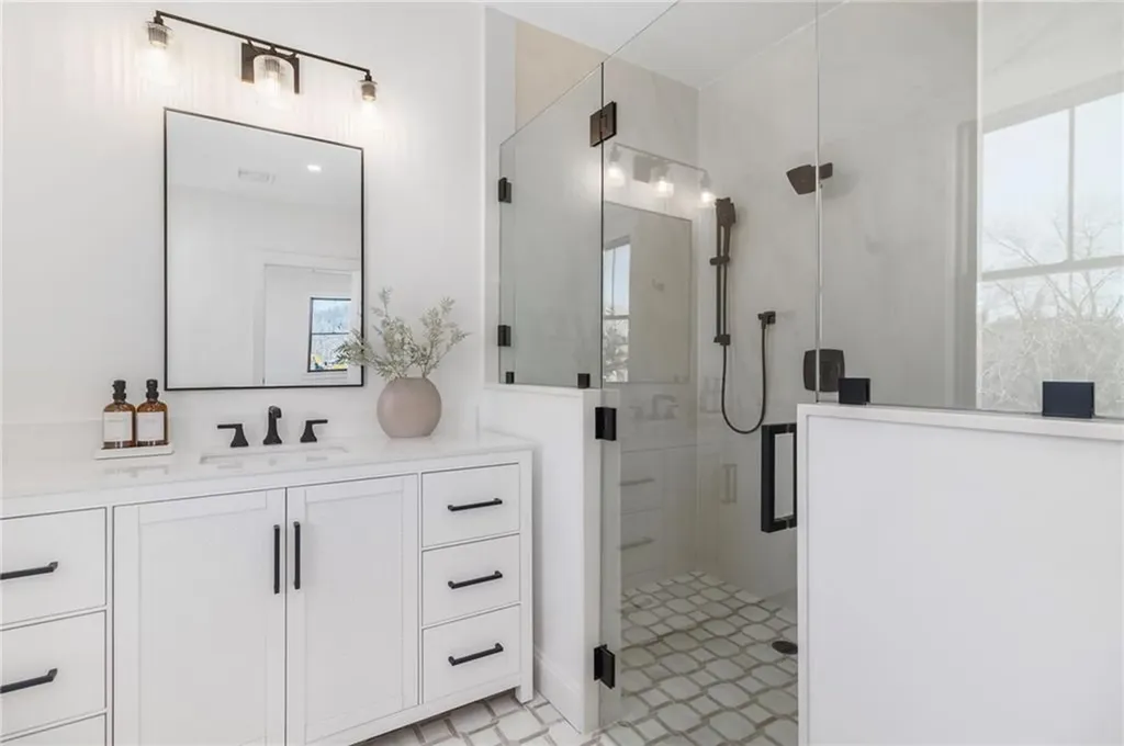 5 Lookout Lane Portsmouth RI 02871