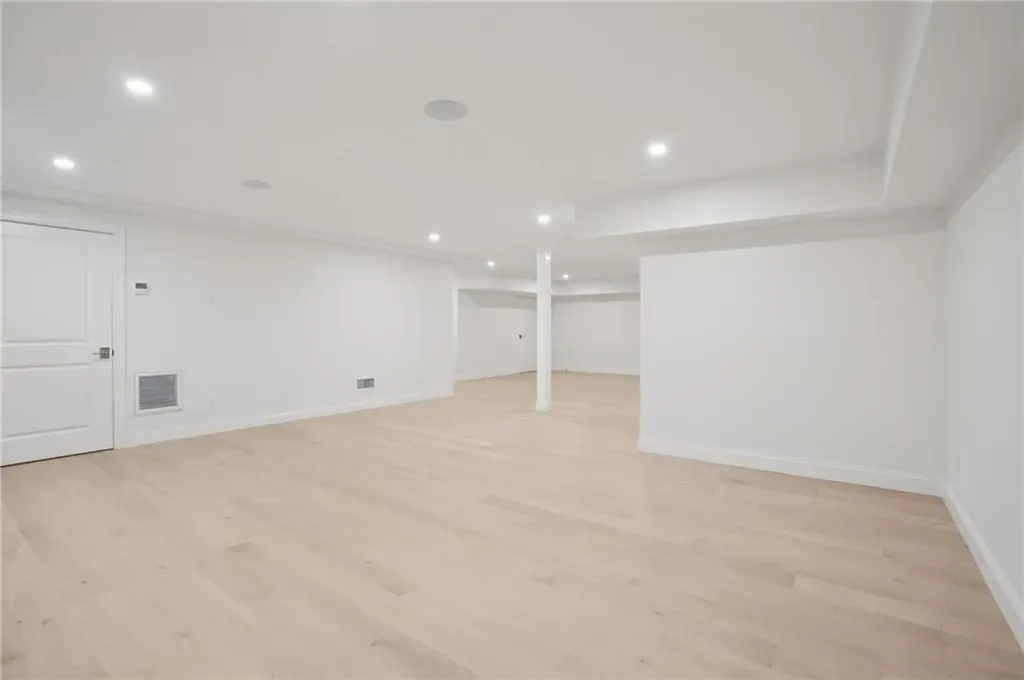 5 Lookout Lane Portsmouth RI 02871
