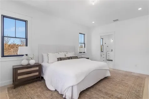 5 Lookout Lane Portsmouth RI 02871