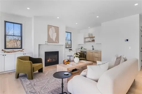 5 Lookout Lane Portsmouth RI 02871