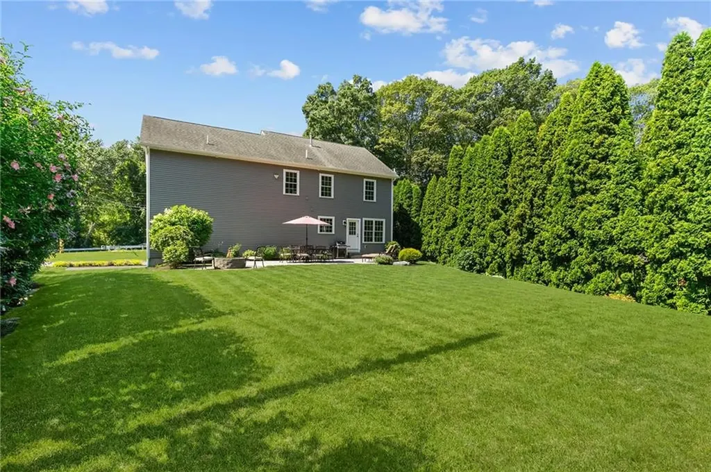 20 Grove Road Cumberland RI 02864