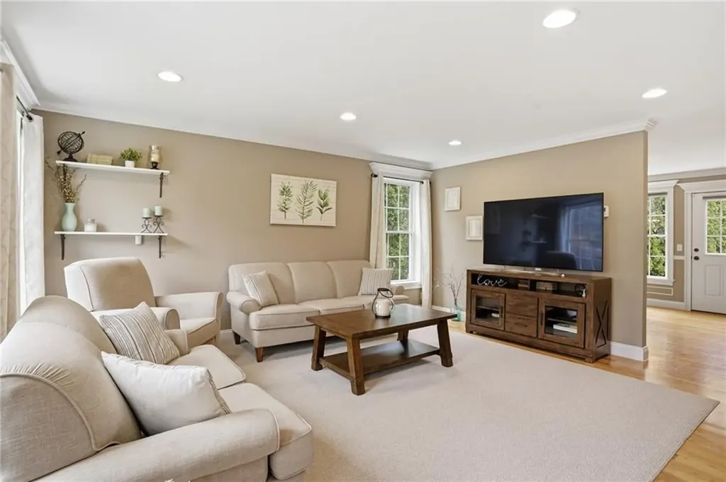 20 Grove Road Cumberland RI 02864