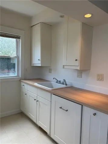24 Fairfield Avenue Providence RI 02909