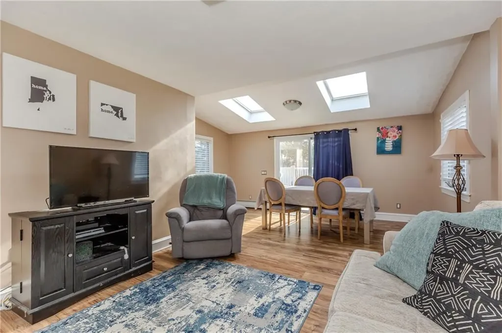 26 Dover Avenue East Providence RI 02914