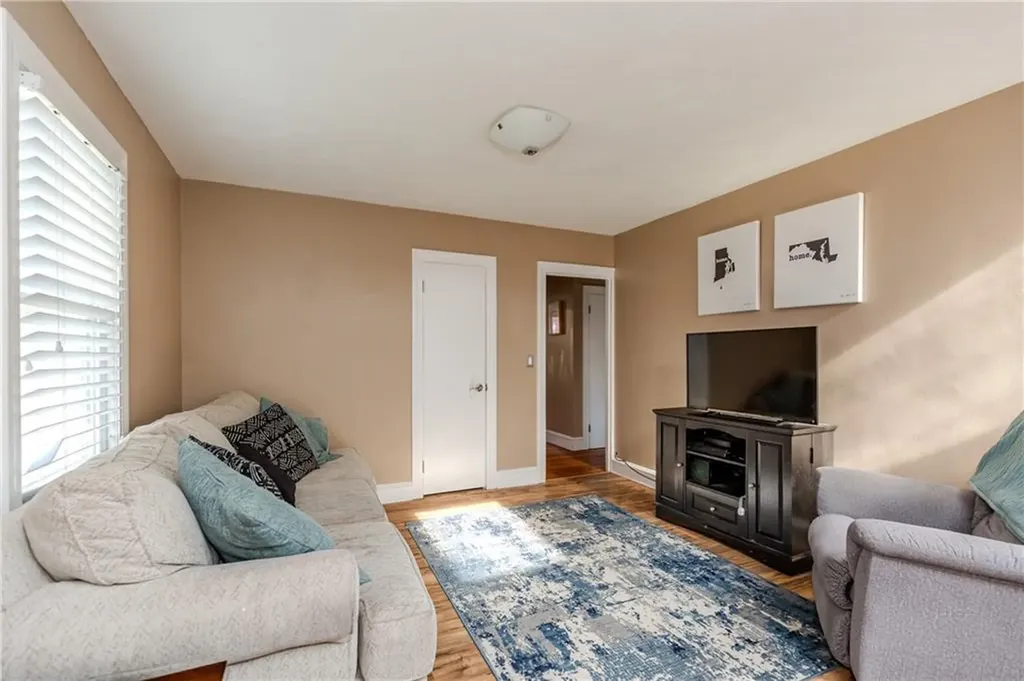 26 Dover Avenue East Providence RI 02914