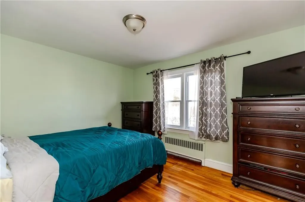 26 Dover Avenue East Providence RI 02914