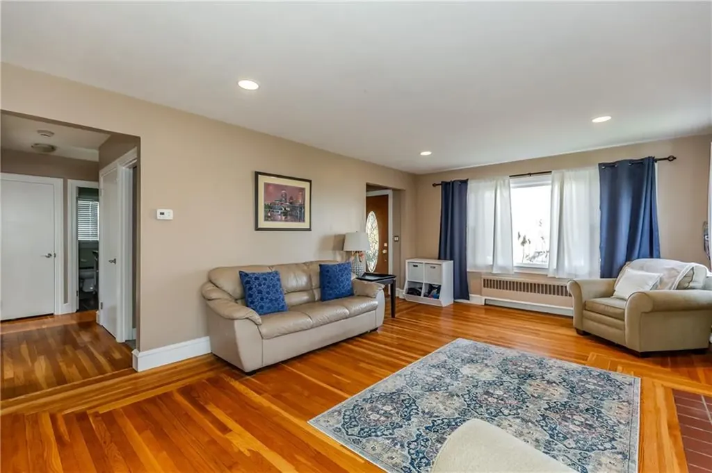 26 Dover Avenue East Providence RI 02914