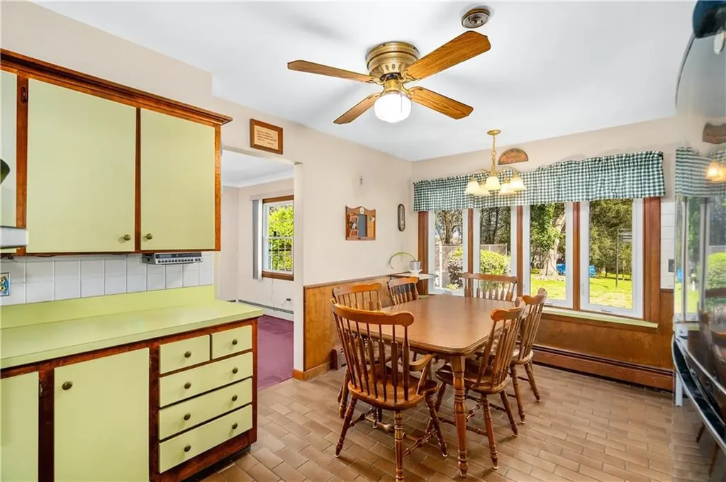 31 Harris Avenue Lincoln RI 02865