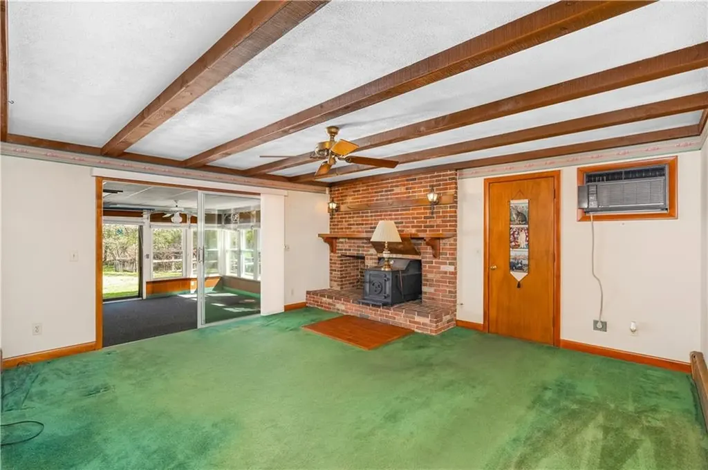 31 Harris Avenue Lincoln RI 02865