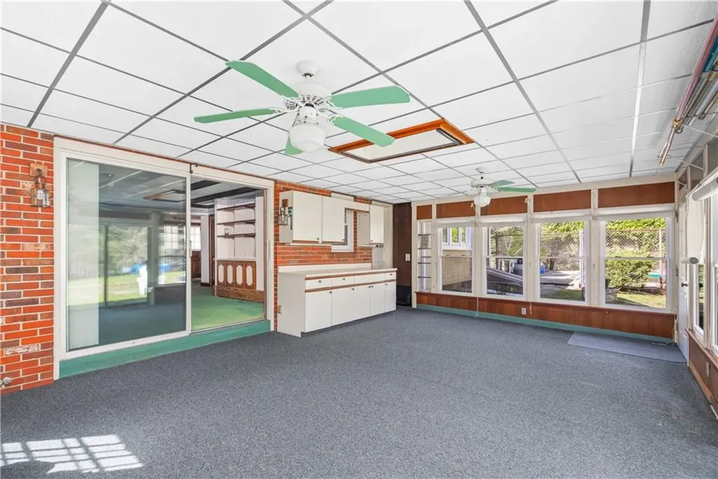 31 Harris Avenue Lincoln RI 02865