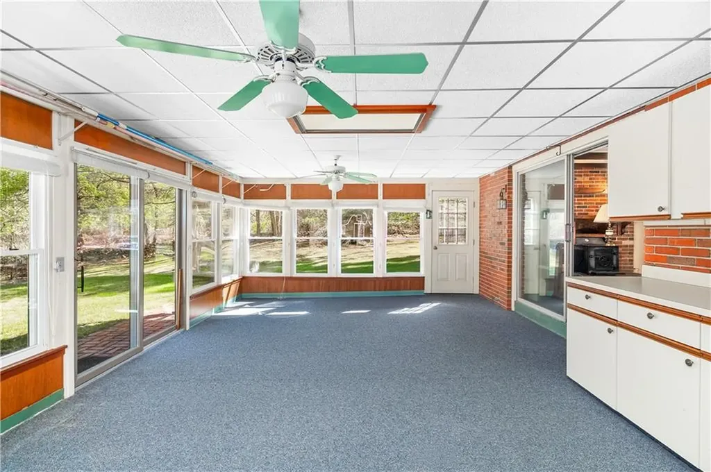 31 Harris Avenue Lincoln RI 02865
